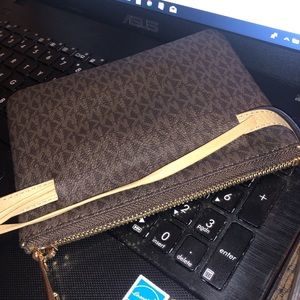 Michael Kors FannyPack